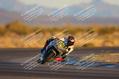 media/Jan-21-2023-CVMA (Sat) [[b9eef8ba1f]]/Race 13 500 Supersport-350 Supersport/